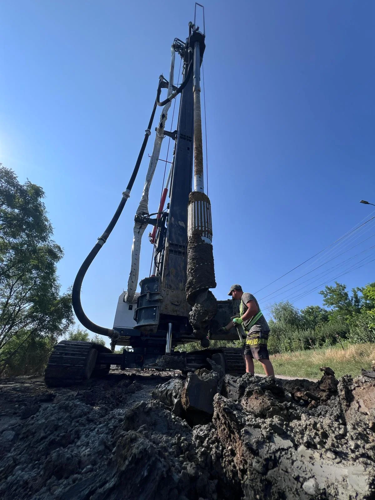Foraj profund pentru piloți drum Botoșani