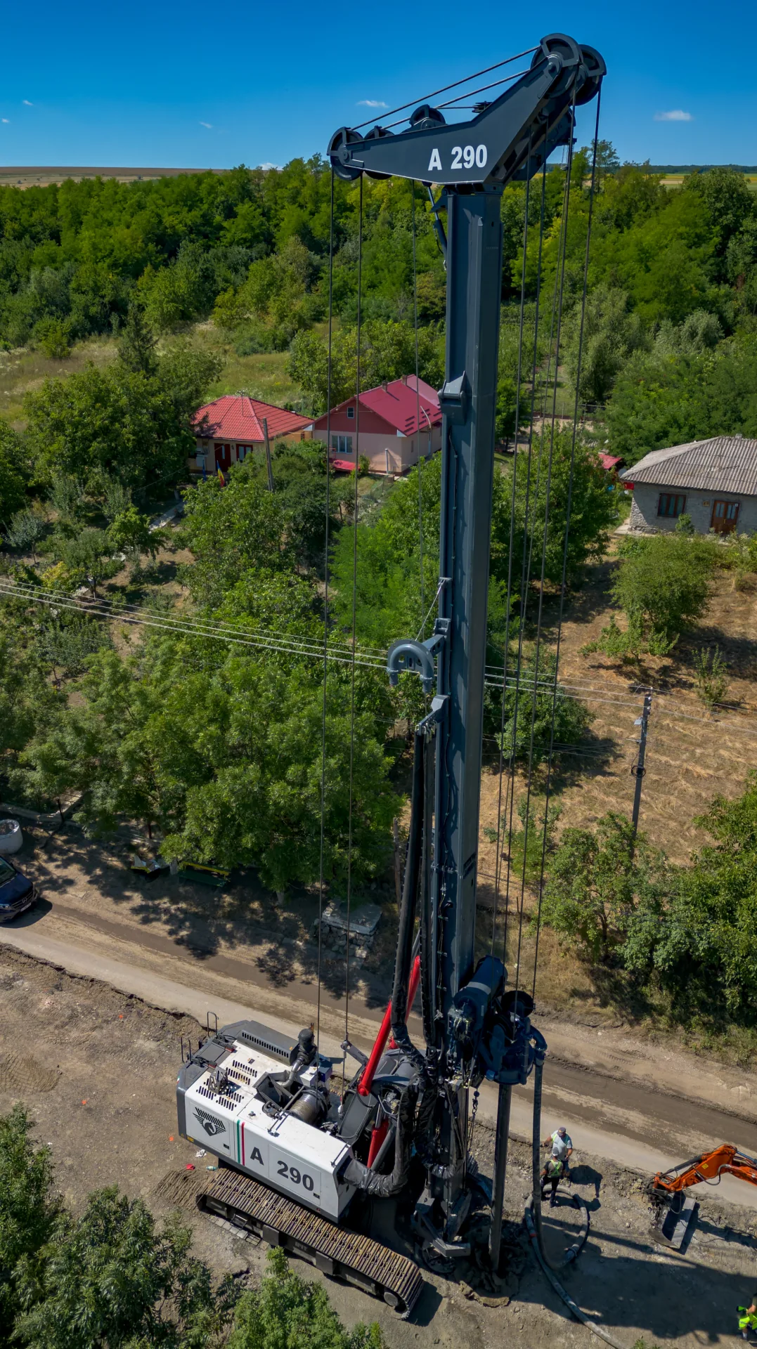 Vedere aeriană a lucrărilor de piloți FDP DJ 282 Botoșani - imagine 1